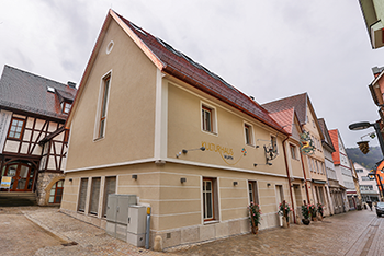 Kulturhaus Würth mit Bibliothek Frau Holle, Schnurgasse 8, 74653 Künzelsau